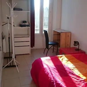 St Charles / La Friche Séjour chez l'habitant